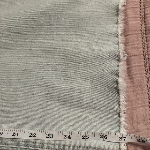 NWT Democracy
Women's "Ab" Solution Skyrise Frayed-Hem Wide-Leg Boyfriend Jeans - Picture 13 of 15